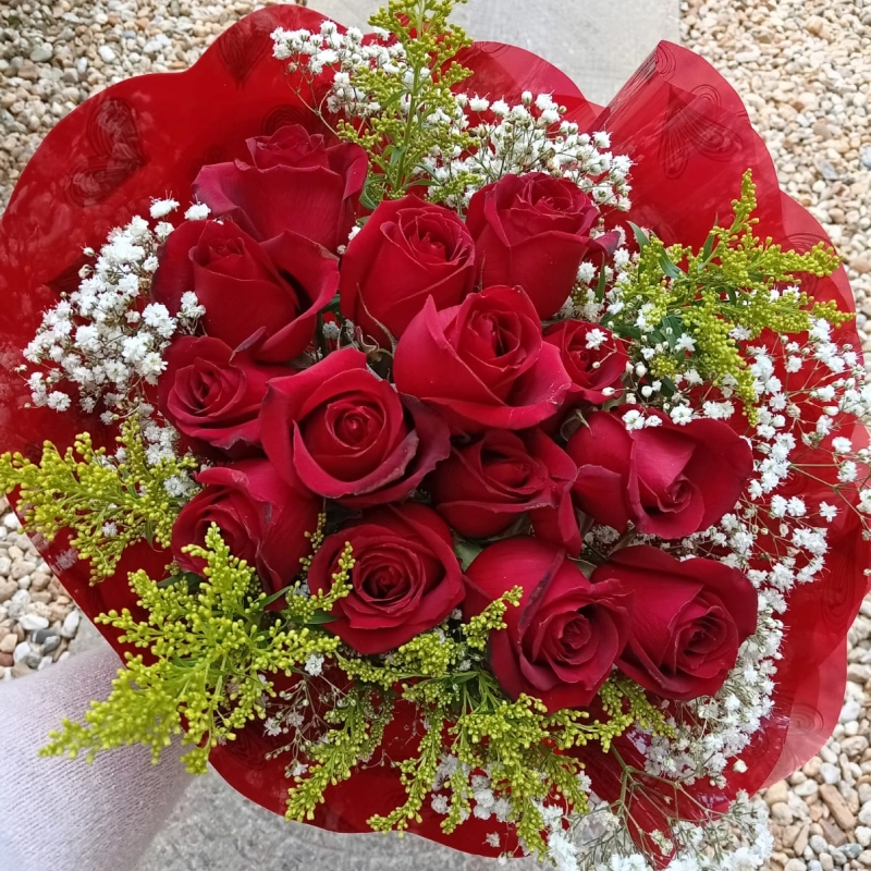 Buquê de Flores 15 Rosas Vermelhas